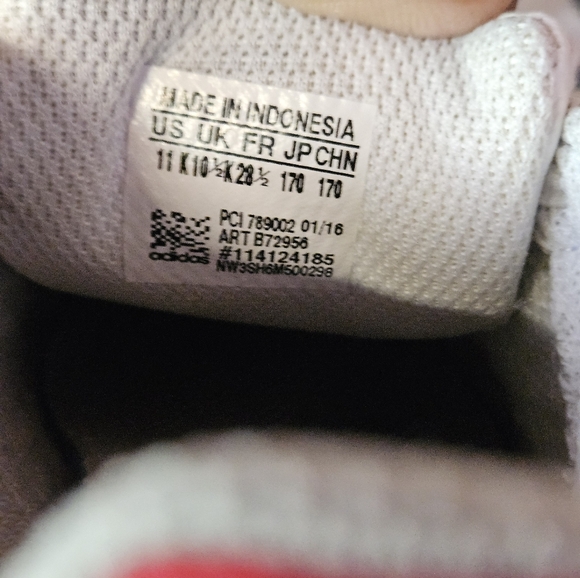 ADIDAS - Picture 11 of 12